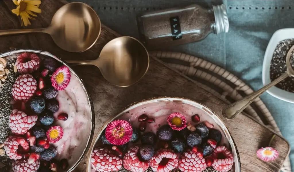 Coconut Yogurt Smoothie Bowl A NutrientPacked Delight